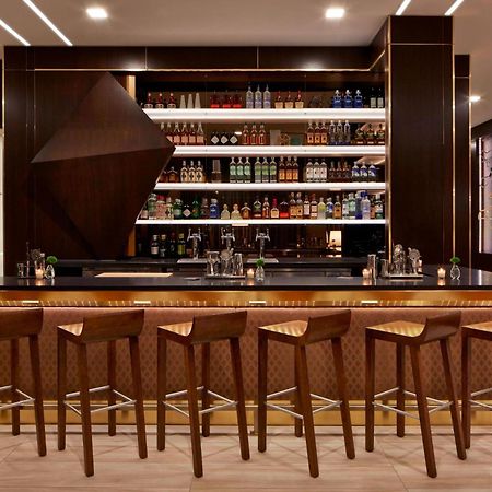 Ac Hotel By Marriott Minneapolis Downtown Экстерьер фото