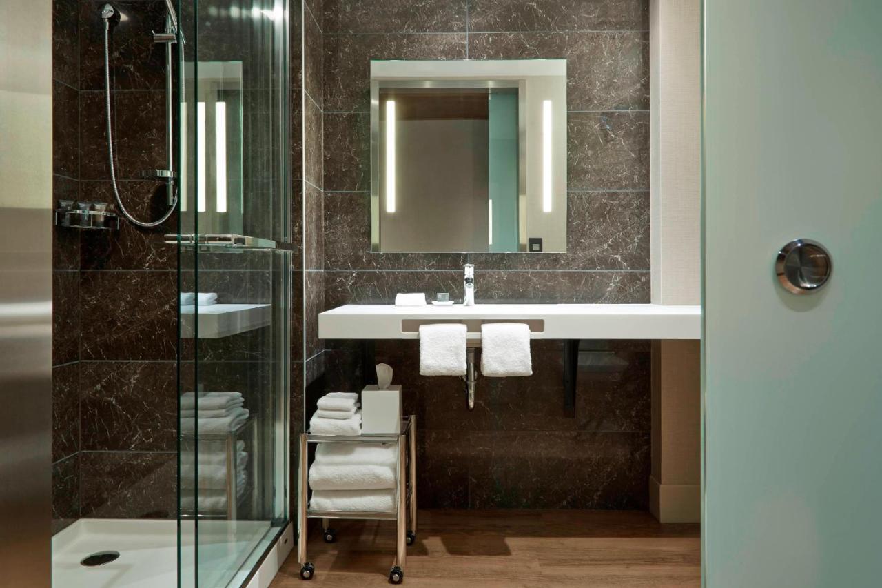 Ac Hotel By Marriott Minneapolis Downtown Экстерьер фото