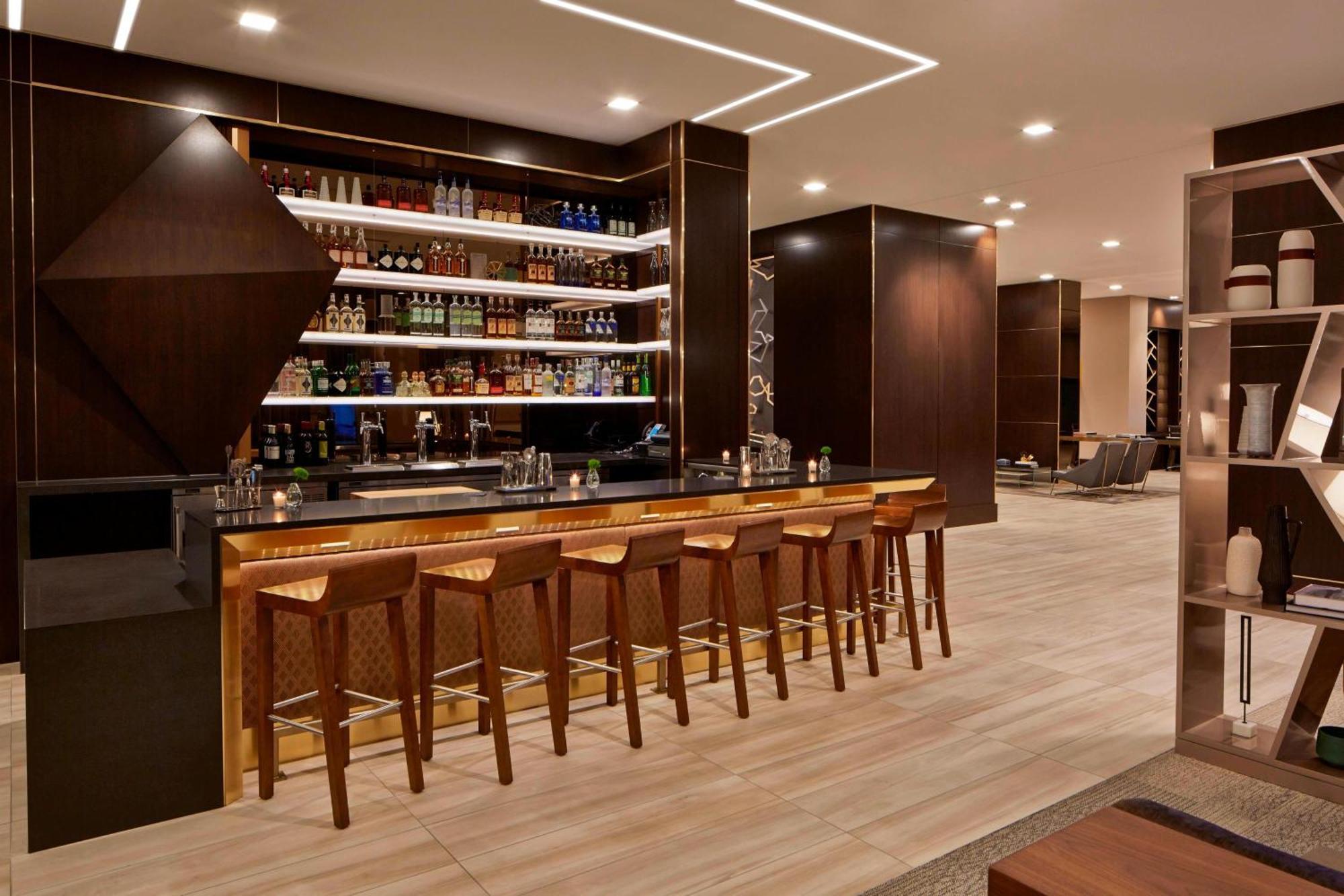 Ac Hotel By Marriott Minneapolis Downtown Экстерьер фото