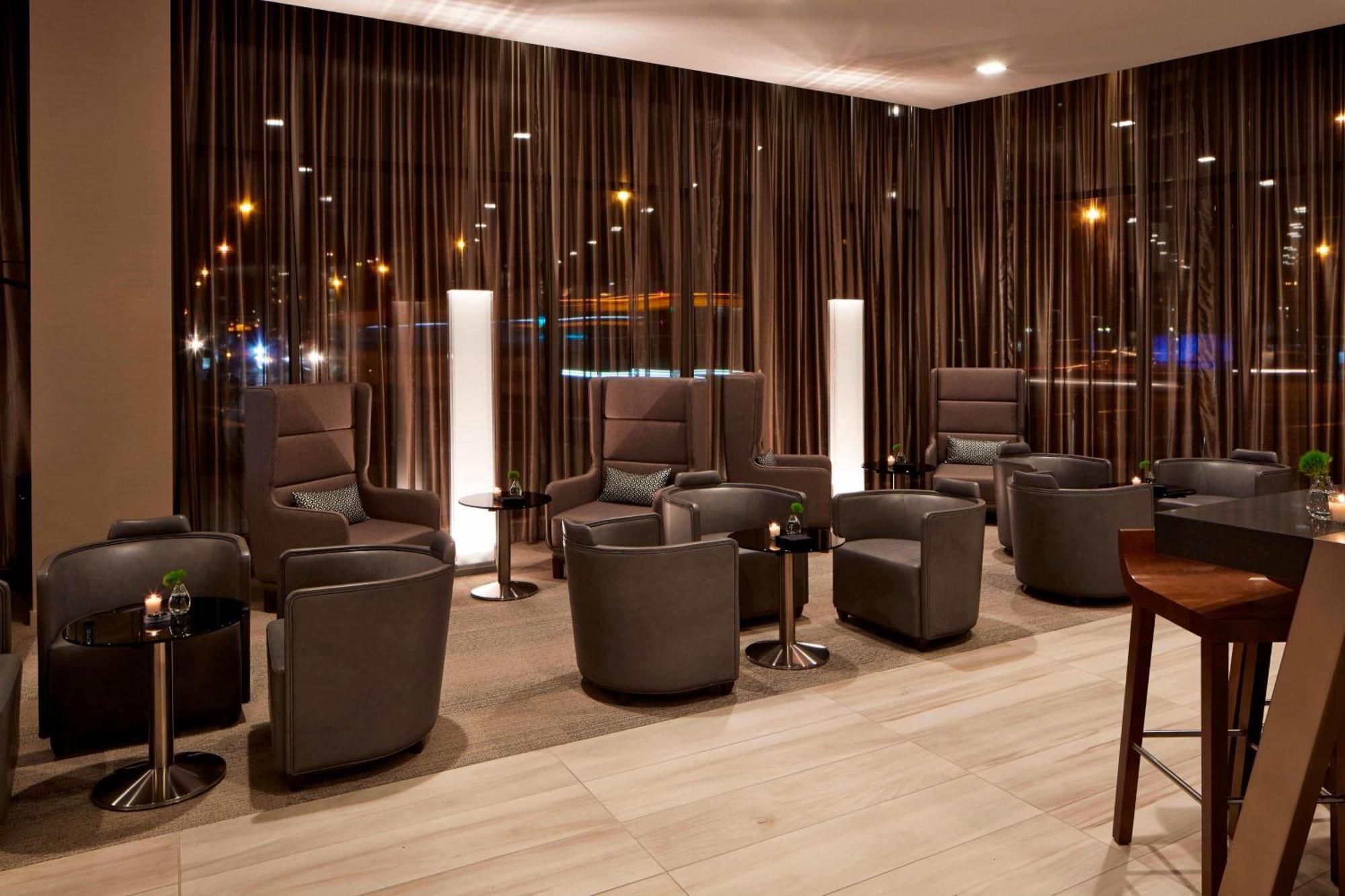 Ac Hotel By Marriott Minneapolis Downtown Экстерьер фото